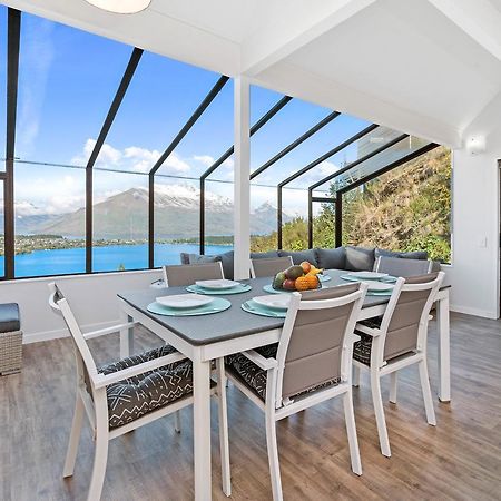 Picturesque Views At Woodlands Close Queenstown Extérieur photo